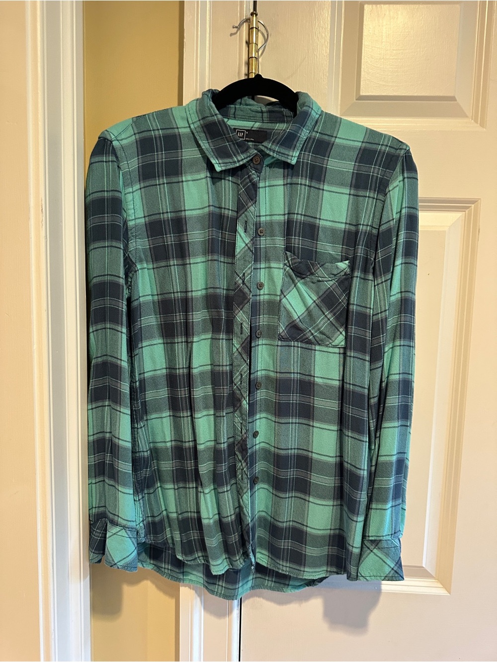 GAP Teal Navy Plaid Flannel Button Down Shirt Small